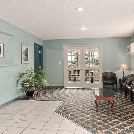 Travelodge Campbell River Zewnętrze zdjęcie